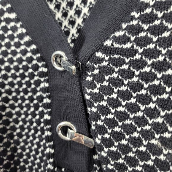 Karen Scott Black White Geometric Cotton Toggle Sweater Classic Preppy Layer - Picture 3 of 8